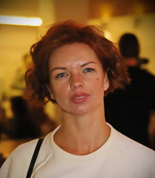 Алиса Гребенщикова потеряла отчима