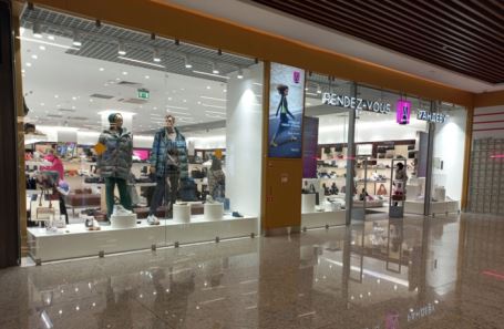 Частные вертолеты, устрицы и Патрисия Каас: пресс-тур в Куршевель бренда Rendez-Vous вызвал бурную реакцию