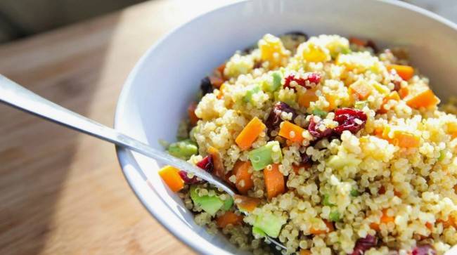 Рецепт киноа с овощами на ужин