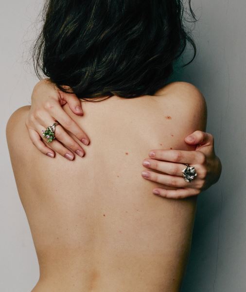 Бренд The Vow и Настя Бурьян выпустили украшения к 14 февраля