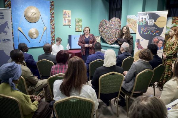 Христианство по-африкански: выставка современного искусства «Истовая/Неистовая» потрясла москвичей родством культур