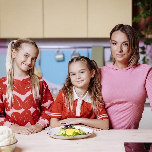 Дарья Сагалова будет готовить блюда с детских рисунков