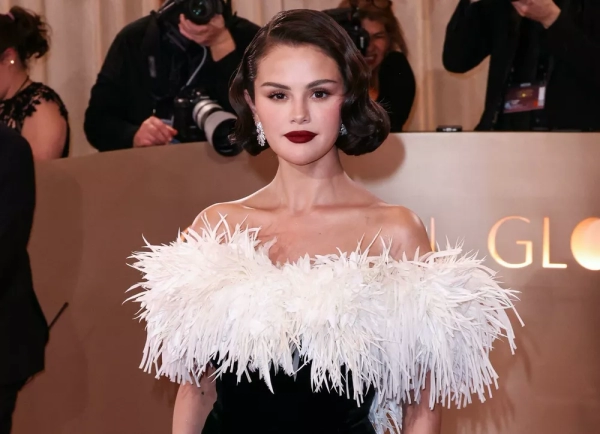 От Селены Гомес до Нины Добрев: cамые хорошо одетые знаменитости января